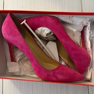 Pink pumps very good condition